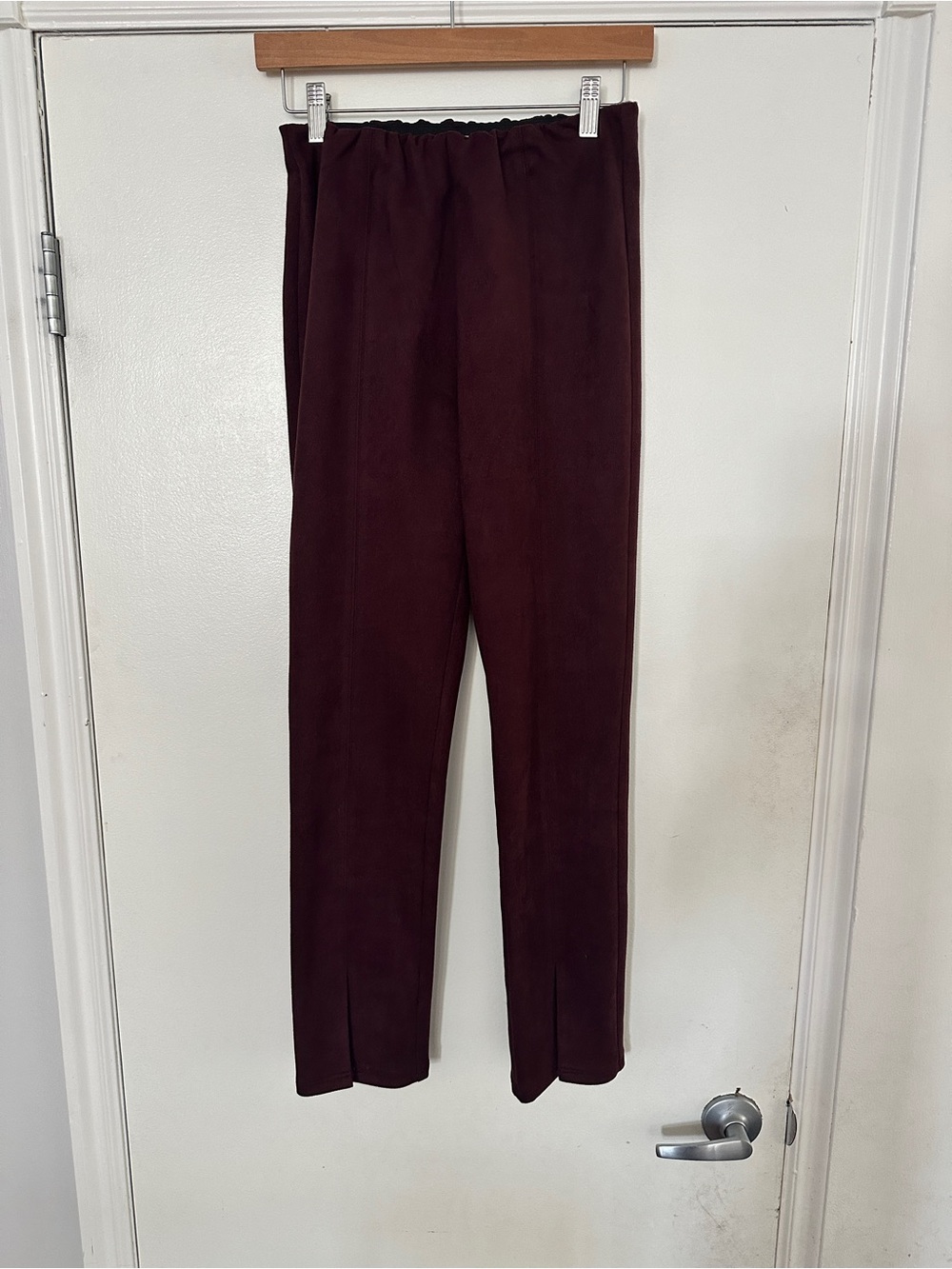 Avec Les Filles Skinny Pants in Deep Burgundy